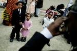 FEST. Danske folkeskoler giver ekstra fridage i forbindelse med religiøse fester. Her er det førstedagen af tre dages fest kaldet eid al-fitr, som er afslutningen på fastemåneden - ramadanen. Arkivfoto 
