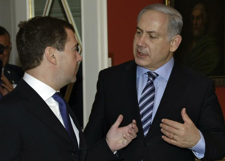 UENIGHED. Netanyahu og Medvedev er ikke helt enige om, hvad der skal ske i forhold til Iran og deres atomforhold. 