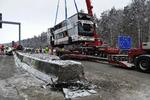 Sigtet. Tysk politi har sigtet chaufføren for uagtsomt manddrab efter ulykken, der kostede tre mennesker livet. 