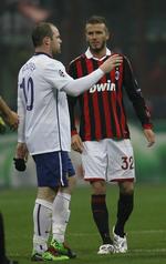 Vinder. Rooney (til venstre) trak det  længste strå i mødet med AC Milan og David Beckham. 