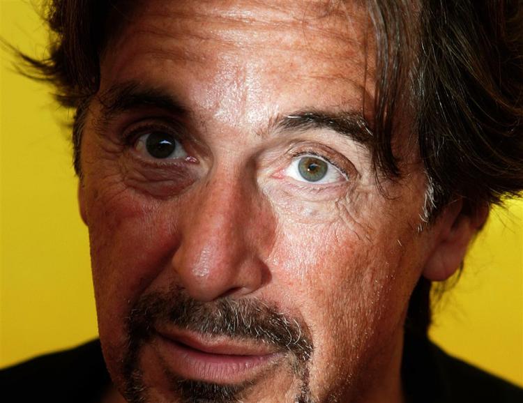pacino. Al Pacino har sagt ja til at overtage Robert de Niros rolle i hårdkogt newyorker-thriller. 