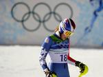 øv. Amerikaneren Lindsey Vonn hænger med næbbet efter sit styrt, der kostede guldchancen i super kombineret. 