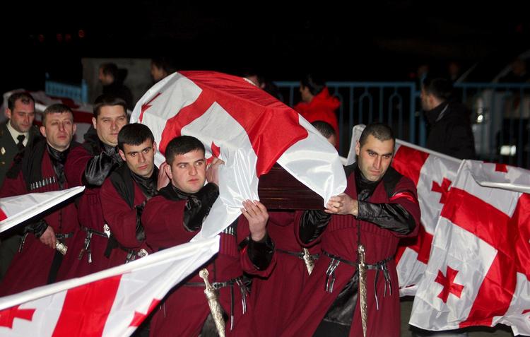 Farvel. Nodar Kumaritashvili er blevet begravet efter sin tragisk ulykke på Vancouver. Arkivfoto. 