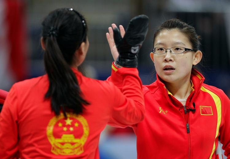 Kineserier. Bingyu Wang og Yin Liu havde nemt spil mod et svagt dansk hold. 