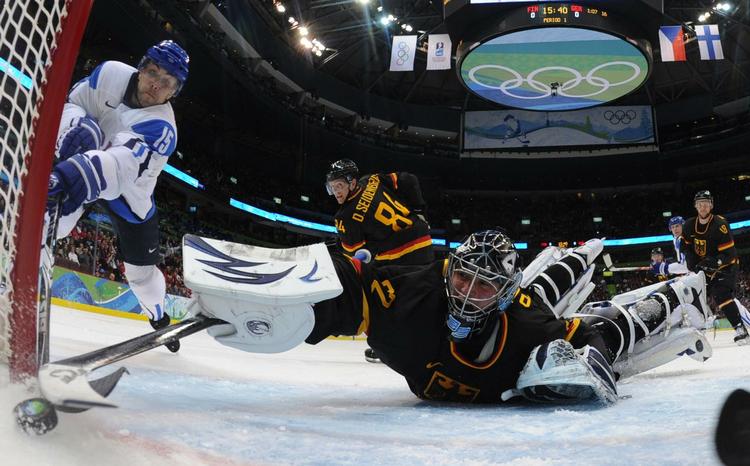 MÅLSØGENDE. Finlands ishockey landshold bankede kasser ind mod Tyskland og er nu klar til gruppefinale mod Sverige 