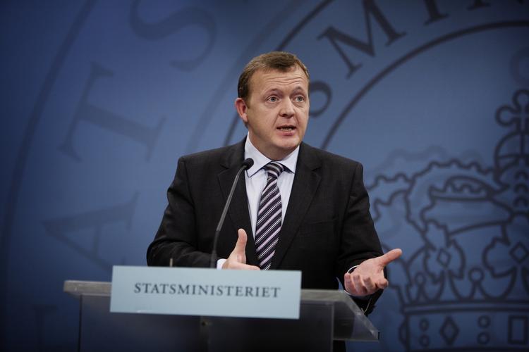 Selvblind. Politikerne vil så gerne fremhæve Danmark som et land, der klarer sig bedre end de fleste andre på alle mulige samfundsområder, skriver professor Martin Marcussen. 