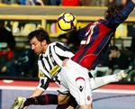Storspiller. Alessandro Del Piero blev den lille i denne situation, men fik revanche, da hans superaflevering førte til sejrsmålet. 