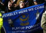 finalehåb. Mens det går mildest talt dårligt for Portsmouth i Premier League og på den økonomiske front, så kan tilhængerne juble over, at klubben er videre i FA cuppen. Arkivfoto. 