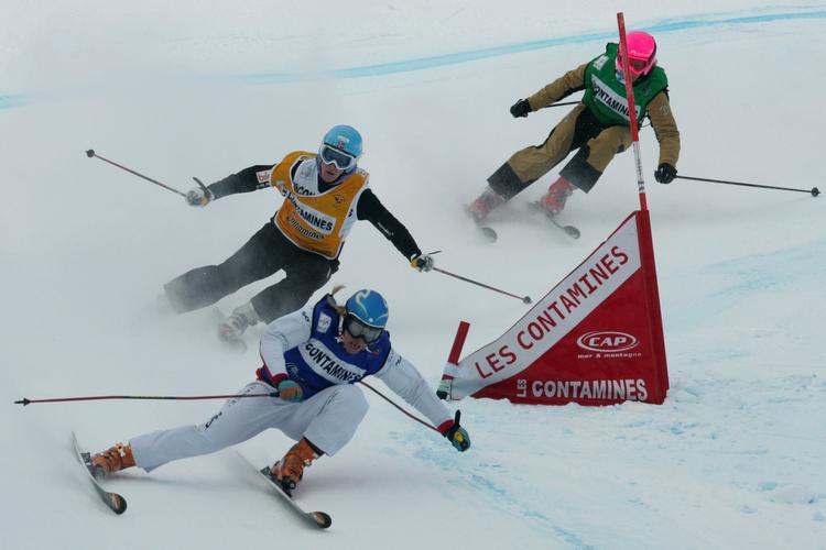 kvalificeret. Sophie Fjellvang-Sølling (forrest) ved World Cup i januar. Danskeren er nu videre i ottendedelsfinalen ved OL. Arkivfoto. 