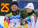 sensation. Ingen havde regnet med  Viktoria Rebensburg (tv), men tyskeren tog guldet i storslalom, men Elisabeth Goergl (th) fik bronze. 