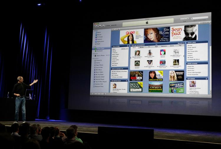 Succes. Apple CEO Steve Jobs introducerer det nye iTunes i San Francisco, 2009. 