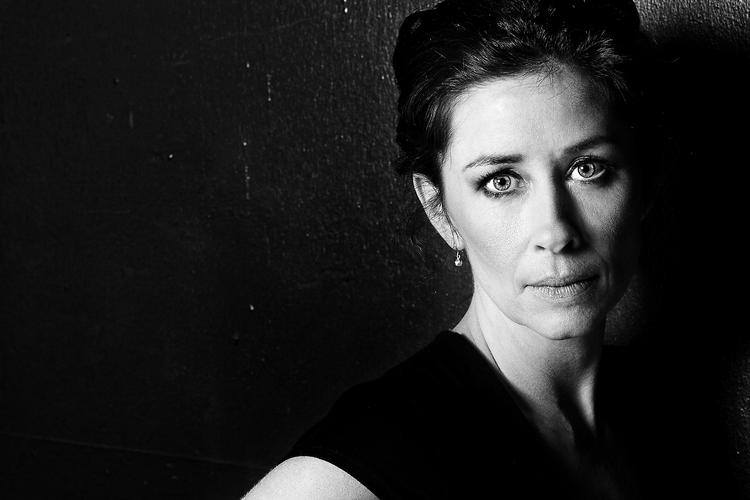 Provokerer. Marina Cecilie Roné vender i sin aktuelle roman tilbage til det stof, hun indledte sit forfatterskab med. Foto: Isak  Hoffmeyer 