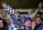 superfan. John Anthony Westwood er kendt som en af Portsmouths mest engagerede fans. Klubben og de loyale tilhængere kan nu risikere at miste ejerskabet til det 112 år gamle stadion Fratton Park. Arkivfoto. 