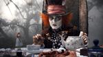 Alice (Mia Wasikowska) og hattemageren (Johnny Depp) er allieret i barnlig uskyld, omringet af en klassisk Burton-verden fyldt med ondskab, drifter og bæster - nu bare i 3D. Foto: Disney 
