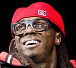Fireman. Der udbrød ildebrand i retsbygningen, og så kunne Lil Wayne ikke få udmålt sin fængselsstraf. Det er anden gang, rapperens strafudmåling udsættes. Arkivfoto: AP 