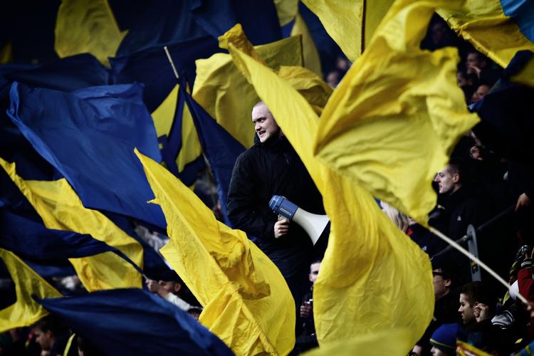Opbakning. Med over 15.000 tilskuere på tribunerne var der god støtte til Brøndby i forårspremieren. 
