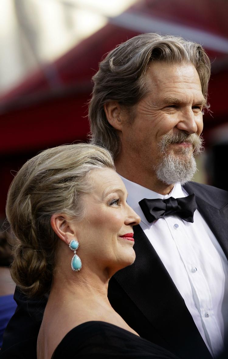 Jeff Bridges og hans kone Susan. Bridges fik en Oscar for bedste mandlige hovedrolle for præstationen i 'Crazy Heart'. 