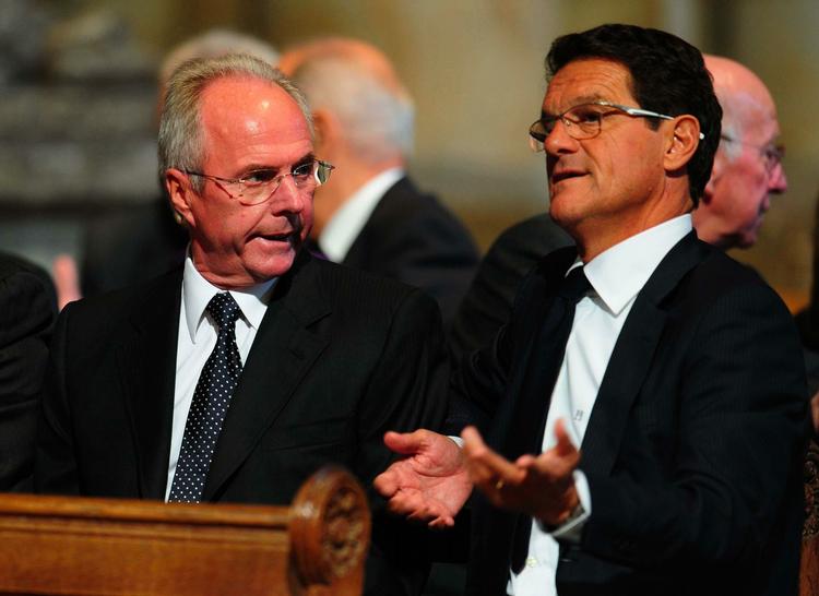udlændingene. Som de eneste udlændinge har Sven-Göran Eriksson og Fabio Capello været engelske landstrænere. Svenskeren og italieneren mødtes, da en af deres forgængere, Bobby Robson, sidste år blev begravet. Arkivfoto. 