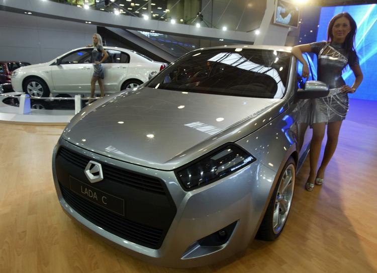 Concept C var en nyhed fra Lada i 2007. Siden har man ikke hørt noget til den. Nu lukker Lada i Danmark. 