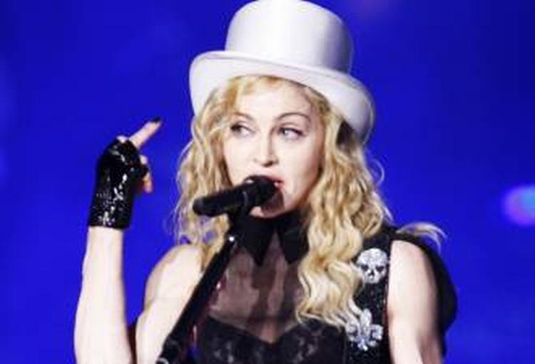 Værsgo. Madonna giver koncert i København i 2009. Blandt tilskuerne var Hillerøds kommunaldirektør, der fik billetten af it-giganten KMD. 