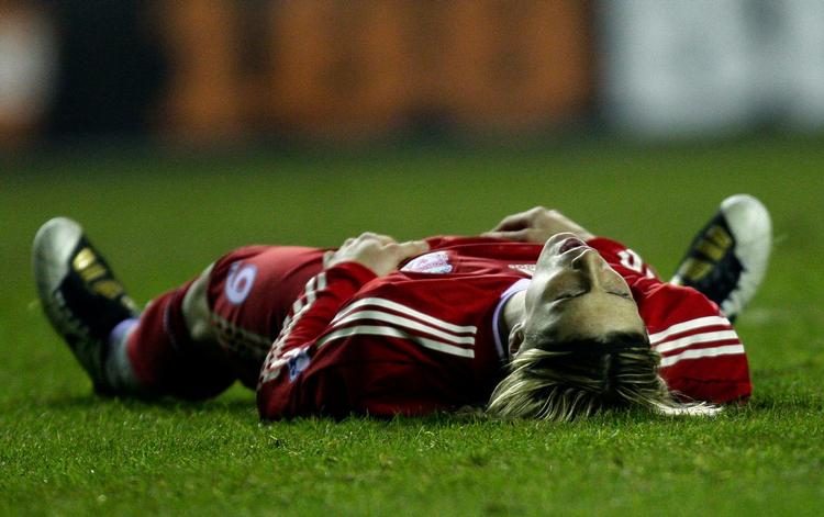 Nedtur. Fernando Torres og Liverpool tabte igen en af de kampe, man bare skal vinde, hvis man vil være med i toppen. 