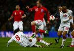 3-1. England slog de afrikanske mestre på grønsværen, men ser ud til at lide endnu et nederlag udenfor banen. 