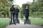 Nu kan man lære at køre Segway og trille ud på en guidet tur i København. Hvis man altså vil betale knap 400 kr. for oplevelsen. 