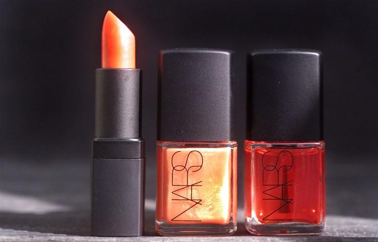Hold make uppen fra kunsten (arkivfoto). 