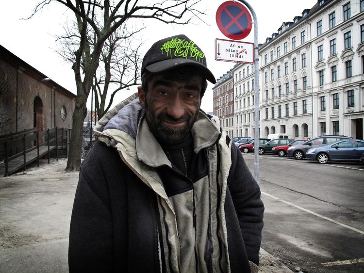 STATSHEROIN. En af de misbrugere, der ofte kommer i Mændenes hjem er Ali Aslan. Han vil gerne tage i mod heroinbehandlingen. 