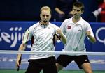 lækkerier. Herredoublen med Lars Paaske (th) og Jonas Rasmussen var ude i en tæt kamp med sydkoreansk par, men holdt tempo og teknik højt nok til sejr. Arkivfoto. 