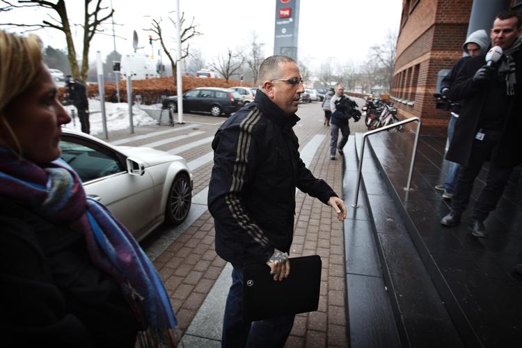 HA-besøg. Hells Angels rockeren Brian Sandberg var blandt tilhørerne, da Stein Bagger afgav vidneforklaring i sagen mod Mikael Ljungman. 