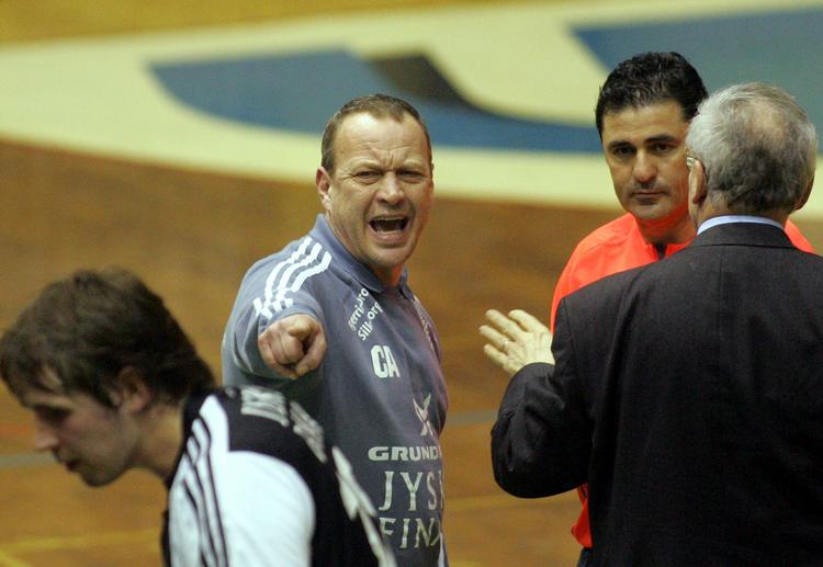 ændring. Stod det til Carsten Albrektsen var der kun 12 hold i mændenes bedste liga. Arkivfoto. 