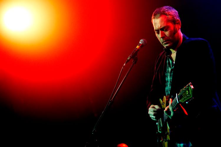 Stuart Staples, frontsanger i Tindersticks, er blevet mere snakkesalig med alderen. Der slap både små vitser og kærlige kommentarer ud mellem numrene. 