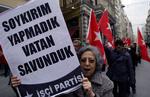 Vrede. Den svenske riksdagsbeslutning har vakt vrede i Tyrkiet. I går blev der demonstreret i Istanbul. 