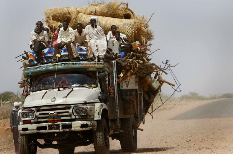 Darfur. Konflikten i Sudans oprørshærgede Darfur-provins har skabt et af verdens største flytningeproblemer i et af verdens fattigste lande. 