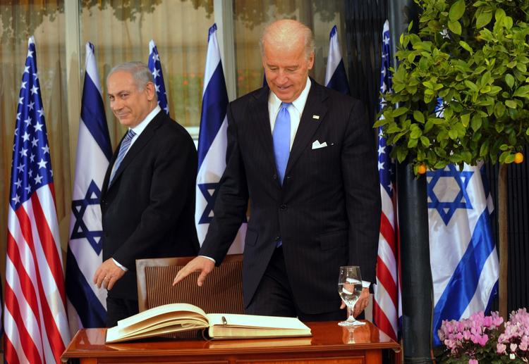 Højspændt Forholdet mellem USA og Israel er på sit værste i 35 år, siger Israels ambassadør i Washington, Michael Oren. 