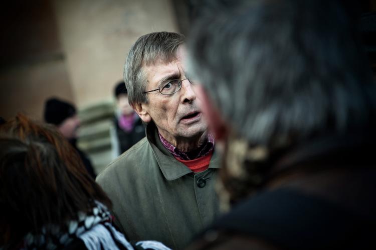 Terrordømte 'Oprør'-medlem Patrick Mac Manus mener, at byretten er inkompetent. Han fortsætter kampen mod den terrorlovgivning, der dømte ham. 