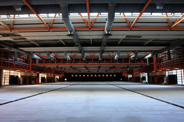 Fabrikslyd. Akustikken er angiveligt særligt god i Carlsbergs gamle tappehal, som er lydisoleret på grund af støjen fra de mange klirrende flasker. Nu skal den bruges som koncerthal. PR-foto 