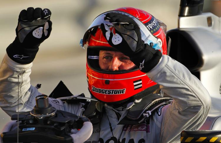 Magnet. Michael Schumacher skal på racerbanen igen 28. marts i Melbourne, Australien. 