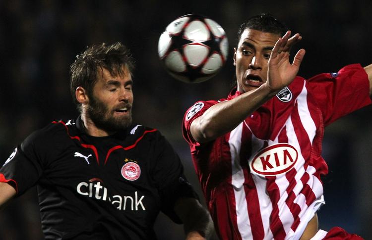 nærkampe. Tacklingerne fik lov at flyve i kampen mellem Bordeaux og Olympiacos, hvor to mand blev udvist. 