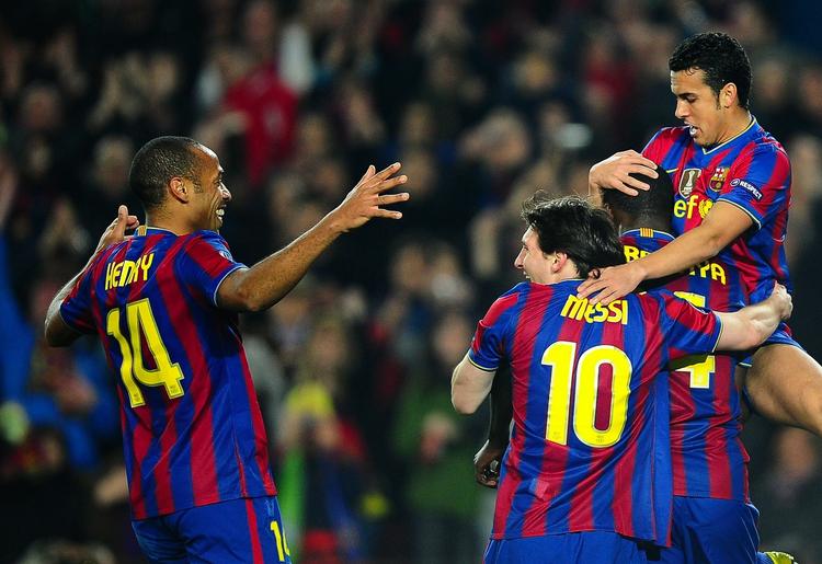 legestue. Barcelonas stjerner gjorde i perioder nøjagtig, hvad de havde lyst til i kampen mod Stuttgart, som blev sendt hjem med et 4-0-nederlag. 