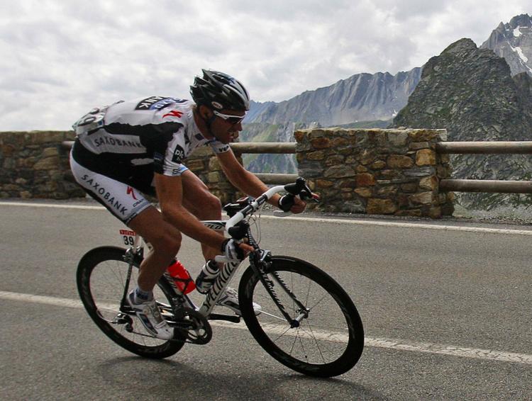 Tyske Jens Voigt har ikke mistet lysten til cykelsport  eller Team Saxo Bank efter sit grusomme styrt under Tour de France. 