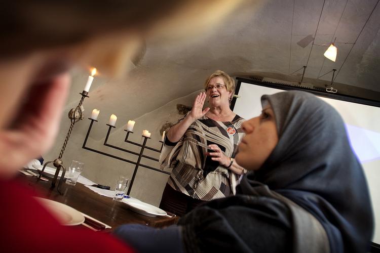 Nejkampagne. Karin Retvig skød HK/Privats kampagne mod overenskomsten i gang i går i Roskilde, hvor hun mødtes med tillidsfolk og fagligt aktive. 