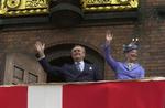 FESTIVITAS. Dronningens 60-års fødselsdag blev fejret på Københavns Rådhus. Nu forbereder politikerne den næste, runde dag. Arkivfoto. 