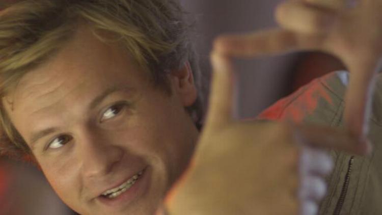 'Kristian'. Hovedpersonen Kristian (Christian Fuhlendorff) fra Zulu-sitcom'en af samme navn. 
