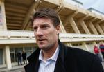 arbejdsløs. Sidste forår blev Michael Laudrup fyret i Moskva efter en dårlig sæsonstart. Her er han fotograferet ved det russiske stadion, der for en kort tid var hans hjemmebane. 