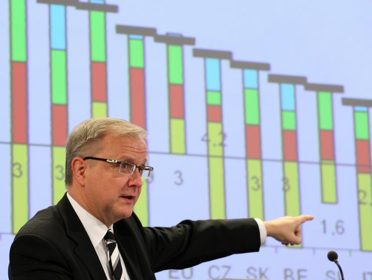 skønmaleri. EU-landene tegner et lidt for lyserødt billede af deres egen økonomi, mener EU-kommissær Olli Rehh. 