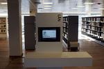 krise. Hvis de danske folkebiblioteker vil rette op på de faldende lånertal, skal man satse digitalt og gøre det til »en kulturarena og en læringsarena«, mener direktør fra Styrelsen for Bibliotek og Medier, Jens Thorhauge. Her er vi på Kolding Bibliotek. Arkivfoto: Lars Skaaning 