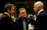 Topmøde. Den danske statsminister står her sammen med sin ungarske kollega, Gordon Bajnai (t.v.), og den græske ditto, George Papandreou. 