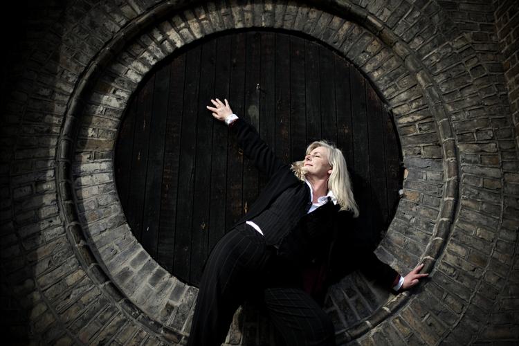 Vagtskifte. 52-årige Pia Jette Hansen tiltræder sit nye job som chef på Østre Gasværk Teater 1. august. 